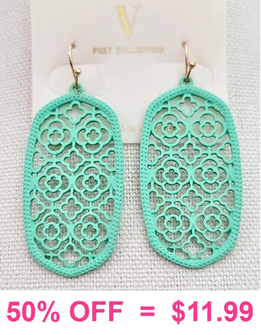 Mint lattice cutout oval earrings