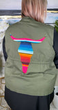 2X/3X : Green Vest with serape steer on back (NWT)